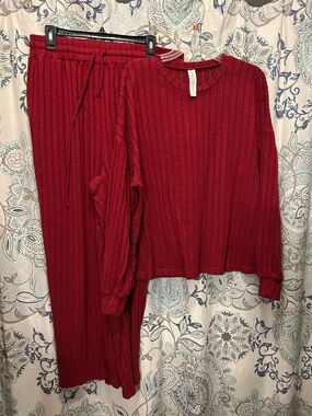 Womens Ribbed Red Loungewear Set - Unbranded